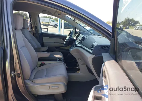 2018 Honda Odyssey Lx z USA, uszkodzony, nr VIN 5FNRL6H28JB016988